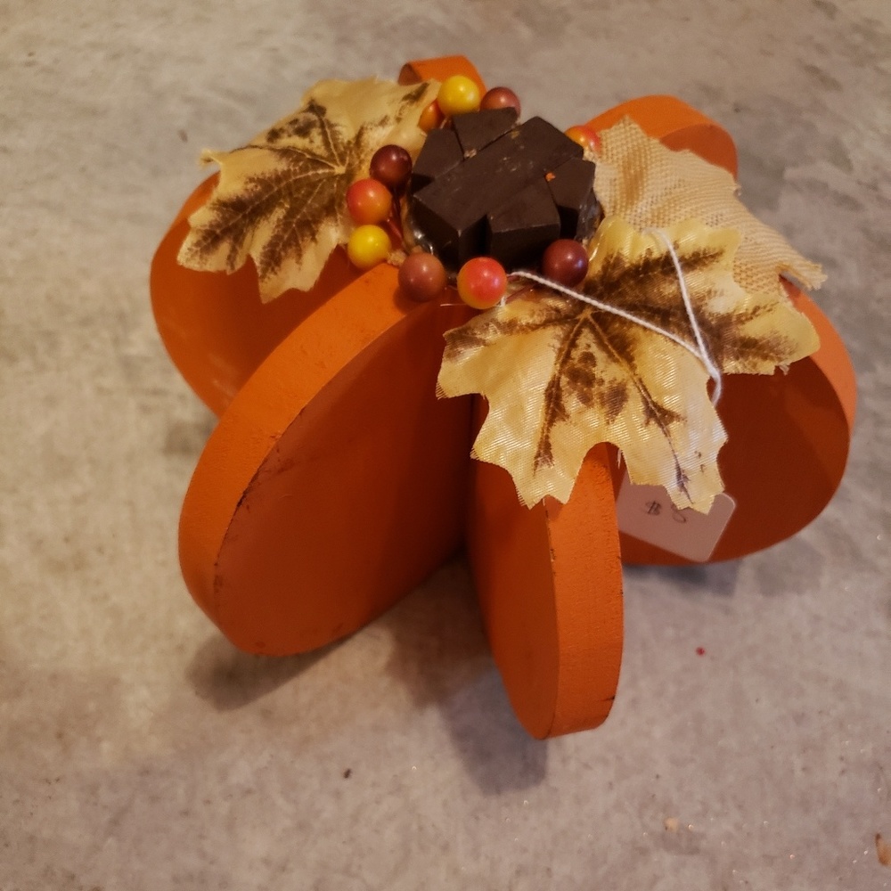 3D handpainted wood pumpkin